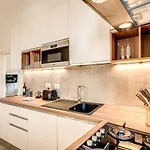 Cavour Attic With Terrace Appartamento Roma