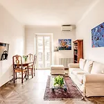Appartamento Cavour Attic With Terrace
