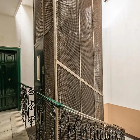 Апартаменты Cavour Attic With Terrace Рим