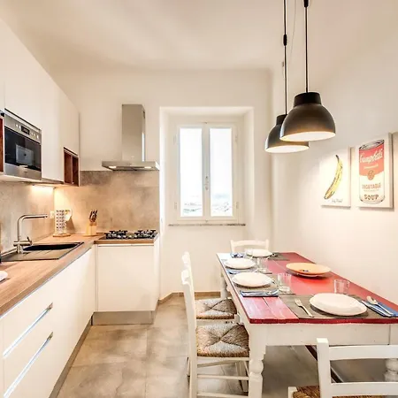 Apartment Cavour Attic With Terrace Rome