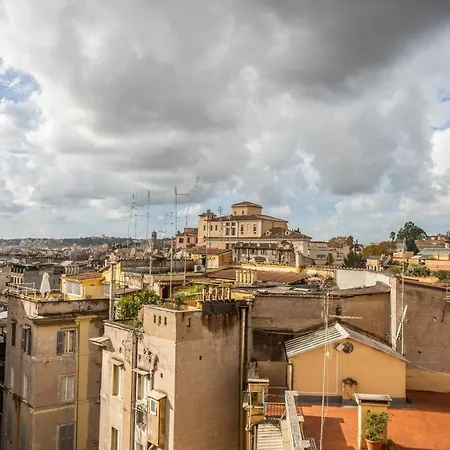 Apartamento Cavour Attic With Terrace