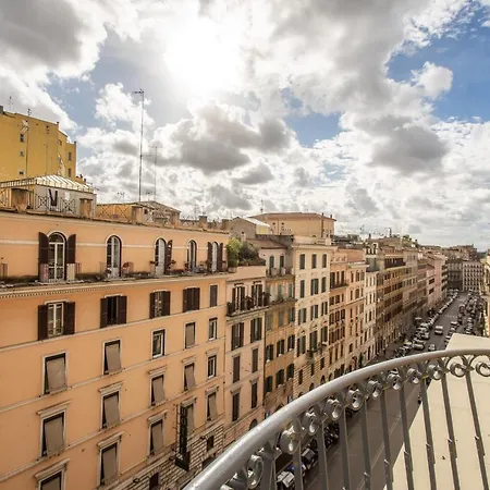 Apartamento Cavour Attic With Terrace