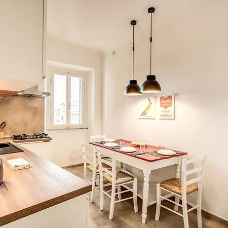 Cavour Attic With Terrace Apartament